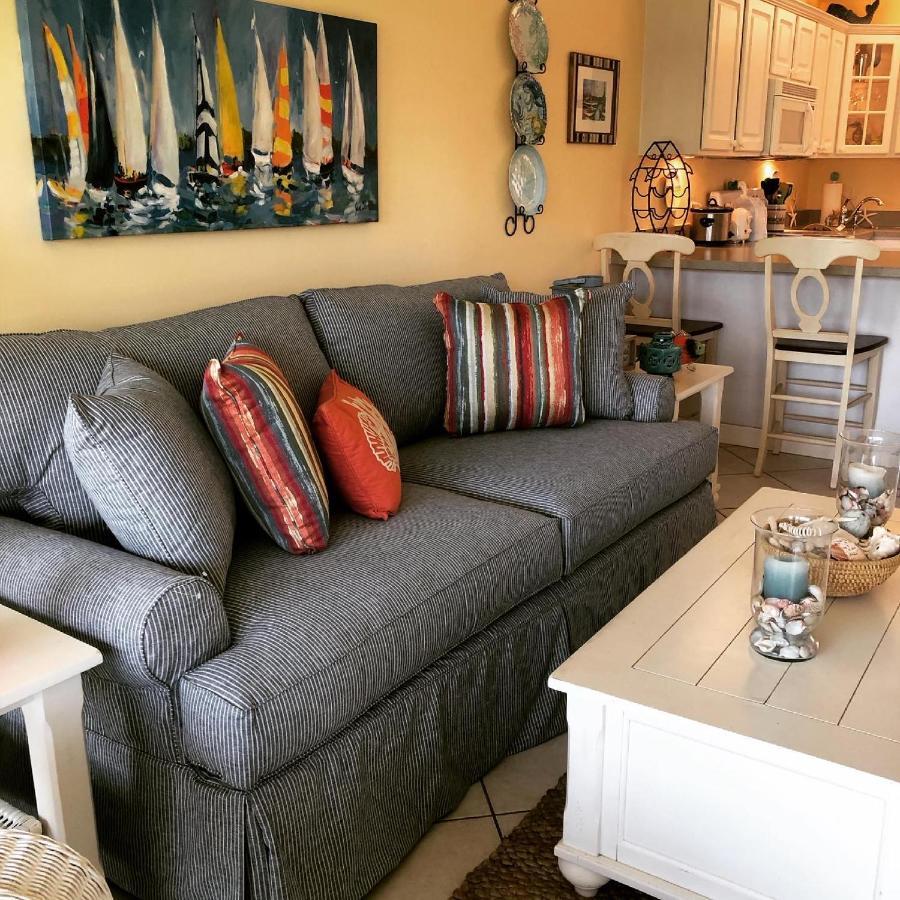Beach Bungalow At Ocean Village 포르 피어스 외부 사진